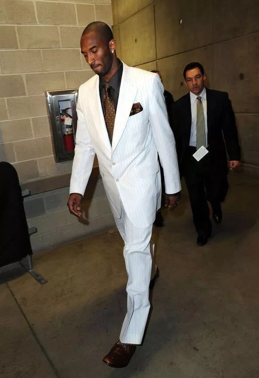 小组赛首战 小组赛首战